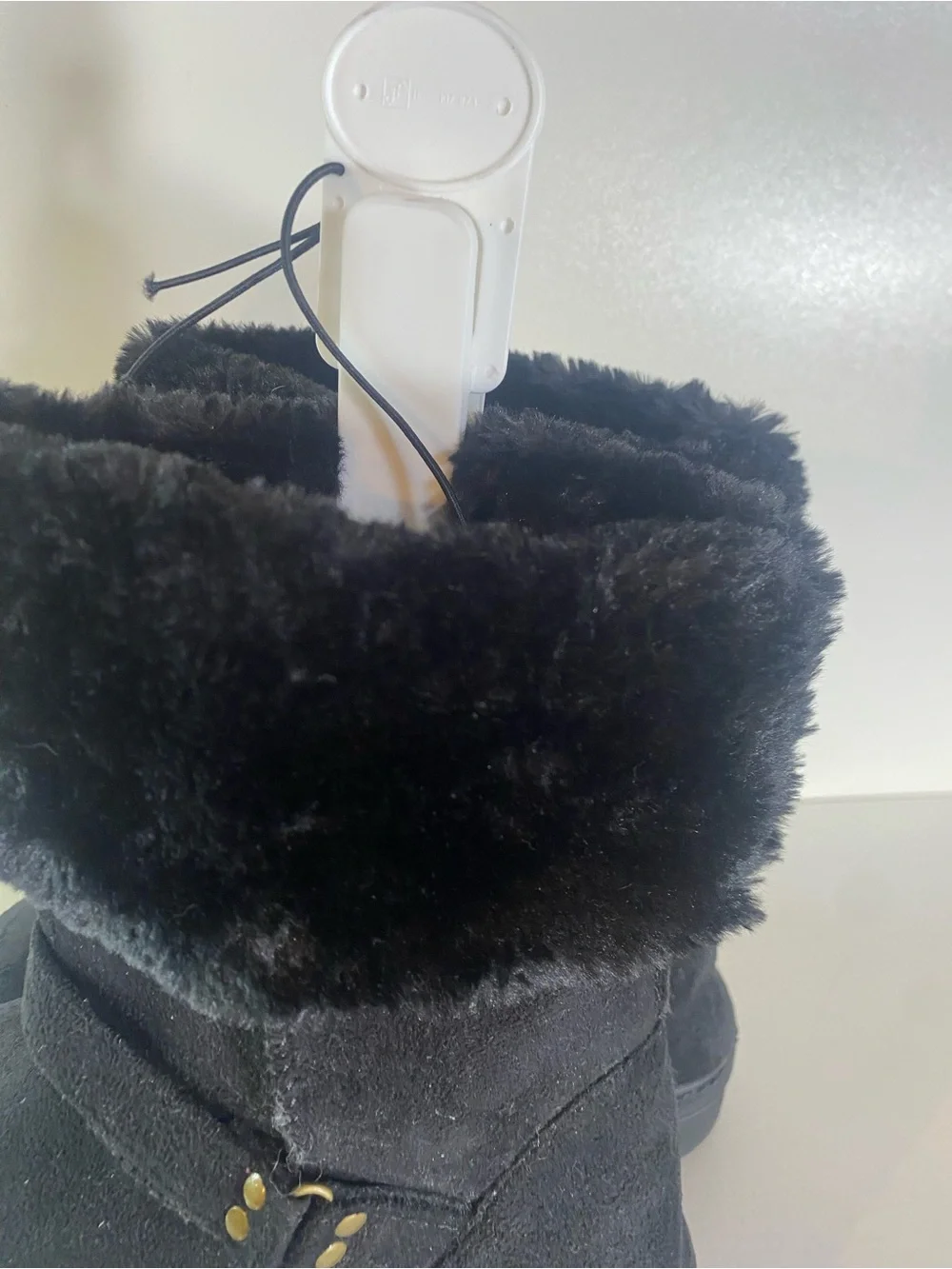 NWT Gold Toe Lightweight Black Suede Faux Black Fur Cuff Size 9